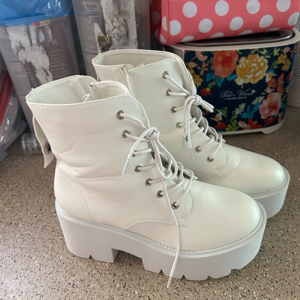 Cynllio Boots Womens Platform Combat Motorcycle Ankle Booties